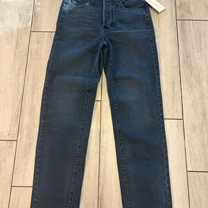Women’s Mid-Rise denim jeans